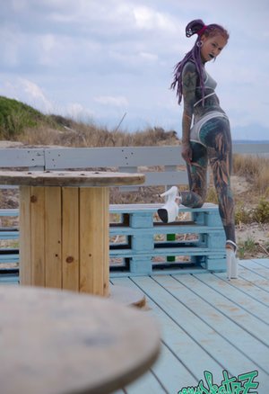 Dirty Dreaz Filmz pleased to share with you xxx picture gallery with luscious young girl xxx gallery 262094