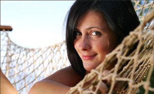 MPL Studios offers a free picture gallery with Lucie exhibit well-done form